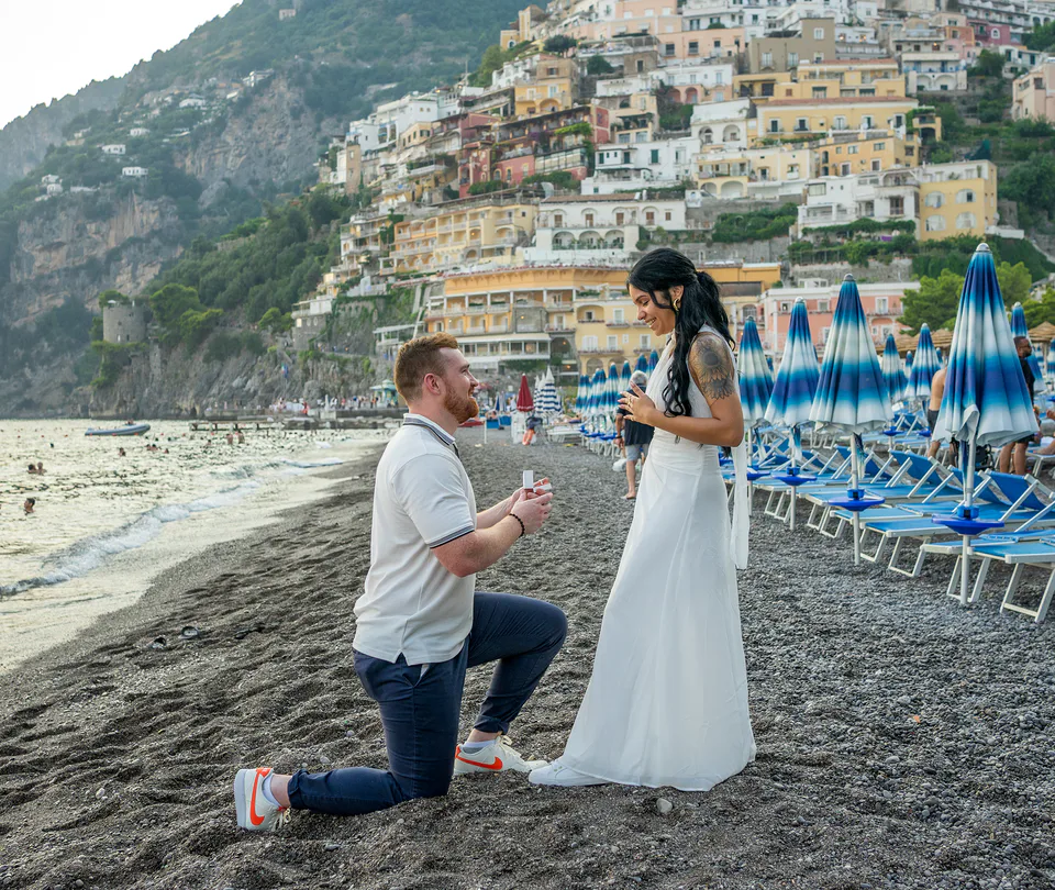 Engagement photo shoot on the Amalfi Coast 13
