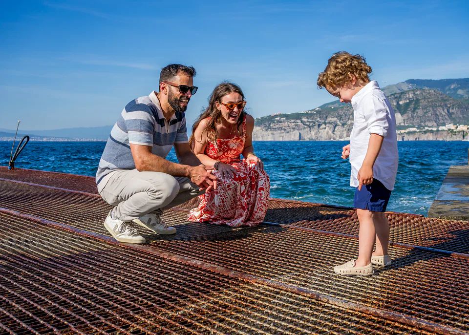 Family photo session on the Amalfi Coast 11