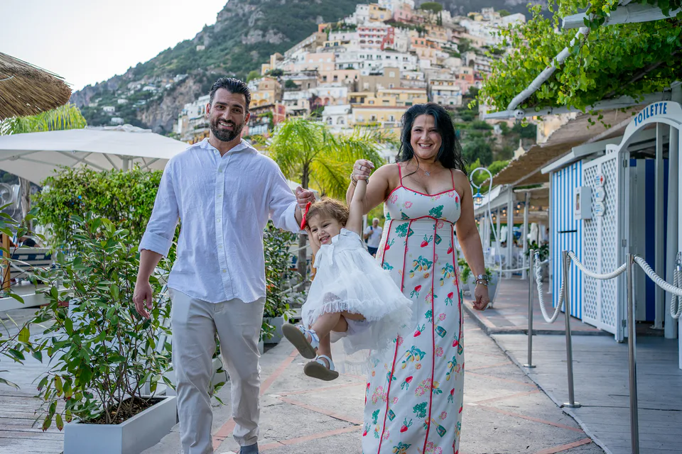 Family photo session on the Amalfi Coast 19
