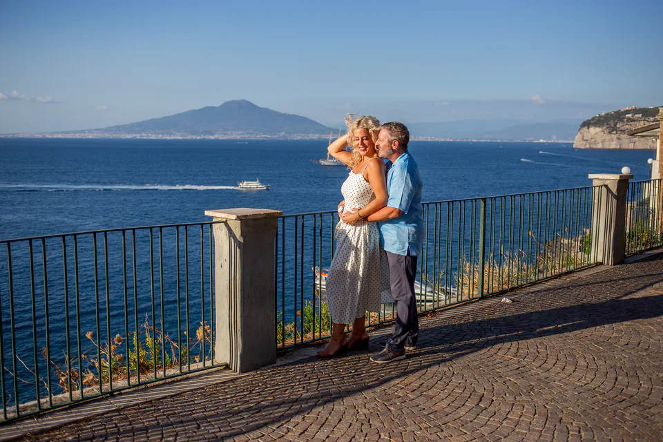 Honeymoon photo shoot by the sea 14