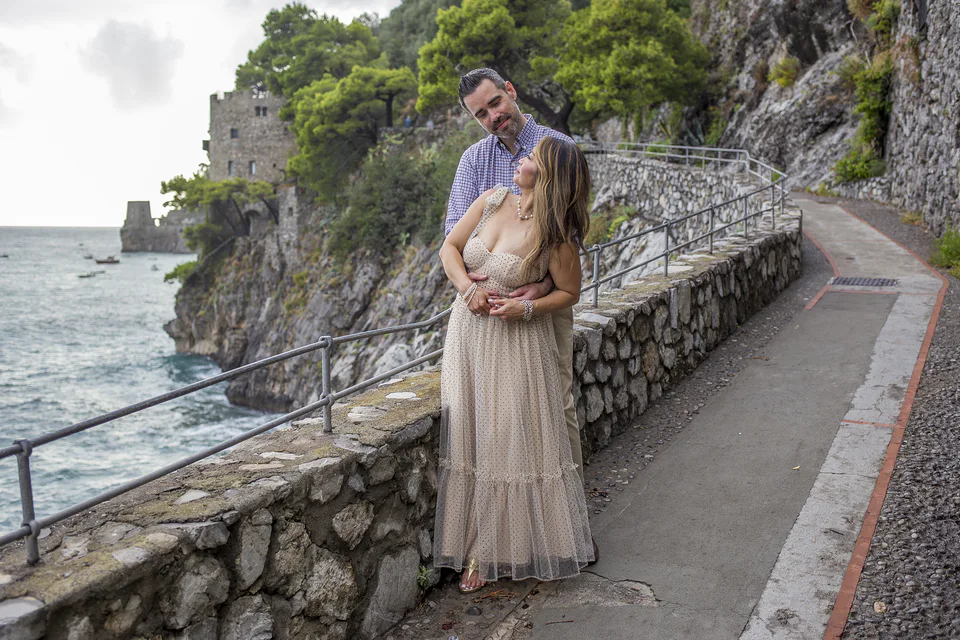 Honeymoon photo shoot by the sea 21