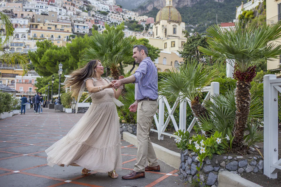Honeymoon photo shoot by the sea 23