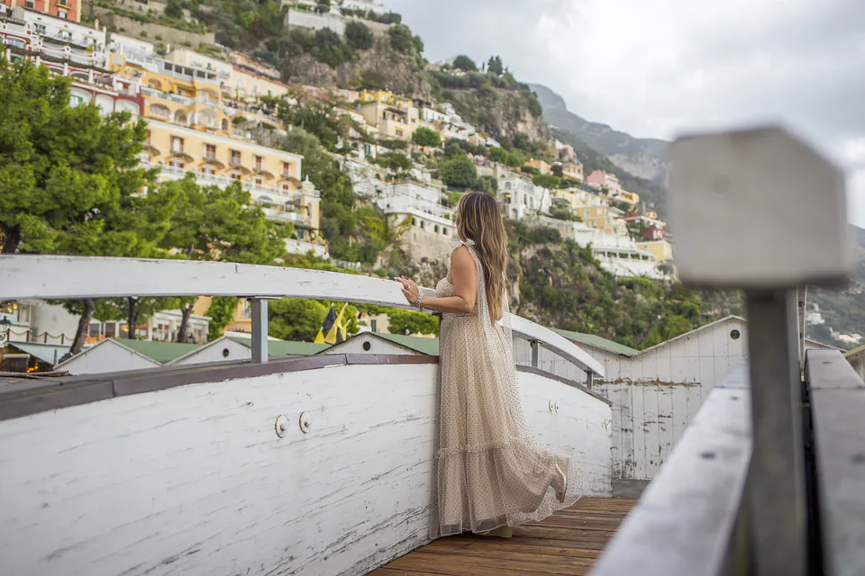Solo travel photo shoot in Italy 28